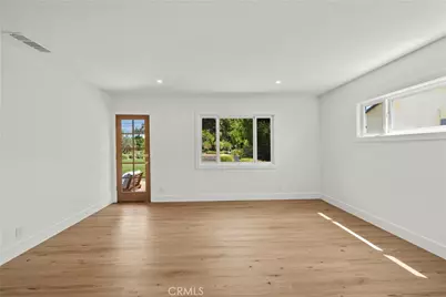 17439 Donmetz, Granada Hills, CA 91344 - Photo 38