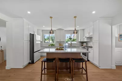 17439 Donmetz, Granada Hills, CA 91344 - Photo 18