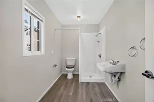 10267 Tujunga Canyon Blvd, Tujunga, CA 91042 - Photo 32