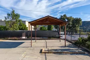 10267 Tujunga Canyon Blvd, Tujunga, CA 91042 - Photo 20