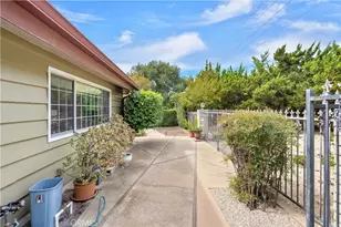 1002 Pomello, Claremont, CA 91711 - Photo 38
