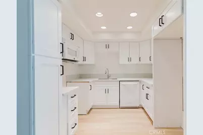620 N Kenwood Street #208, Glendale, CA 91206 - Photo 8