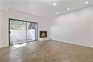 7550 Zombar, Van Nuys, CA 91406 - Photo 4