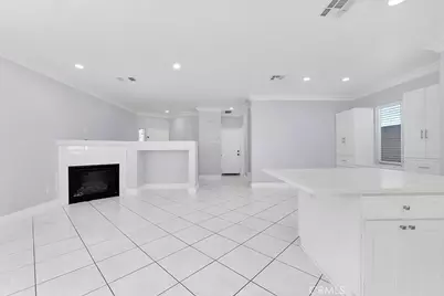 12445 Sonoma Drive, Pacoima, CA 91331 - Photo 6