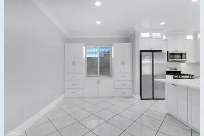 12445 Sonoma Drive, Pacoima, CA 91331 - Photo 10