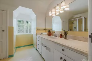 1463 Melwood Dr, Glendale, CA 91207 - Photo 54