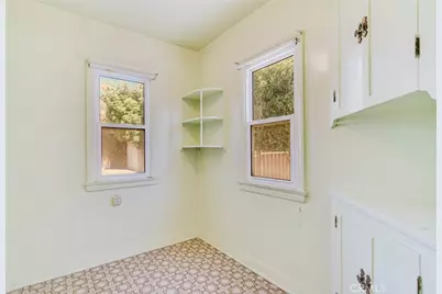 735 E Verdugo Avenue, Burbank, CA 91501 - Photo 18