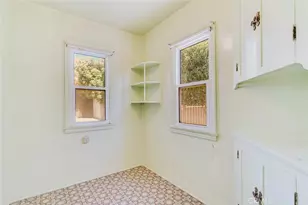 735 E Verdugo Ave, Burbank, CA 91501 - Photo 18