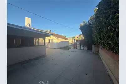 735 E Verdugo Avenue, Burbank, CA 91501 - Photo 30
