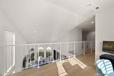11568 Luanda Street, Sylmar, CA 91342 - Photo 18