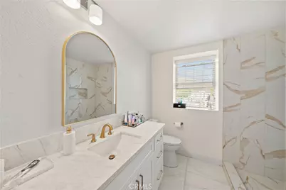 11568 Luanda Street, Sylmar, CA 91342 - Photo 16