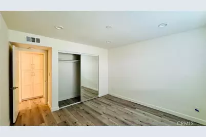 22762 Avenue San Luis, Woodland Hills, CA 91364 - Photo 2