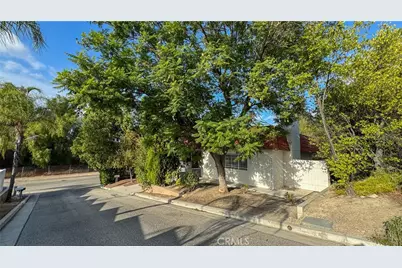 22762 Avenue San Luis, Woodland Hills, CA 91364 - Photo 46
