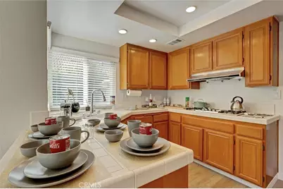 3329 Crazy Horse, Simi Valley, CA 93063 - Photo 18