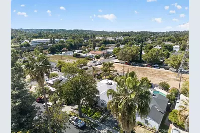 5711 Geyser Avenue, Tarzana, CA 91356 - Photo 48