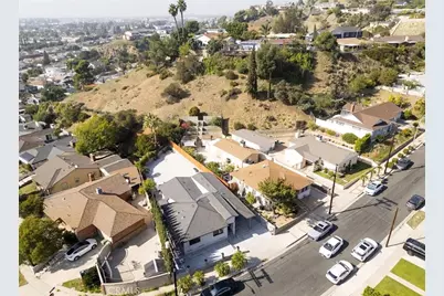 8369 Vine Valley, Los Angeles, CA 91352 - Photo 6