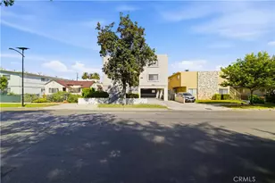 14839 Sylvan St, Van Nuys, CA 91411 - Photo 1