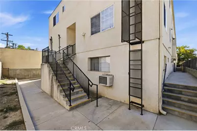 14839 Sylvan Street, Van Nuys, CA 91411 - Photo 20