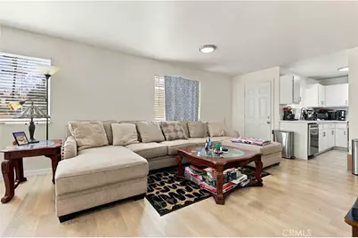 14839 Sylvan Street, Van Nuys, CA 91411 - Photo 2