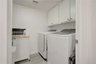 1037 N Vista, Los Angeles, CA 90046 - Photo 8