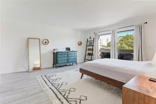 1037 N Vista, Los Angeles, CA 90046 - Photo 24