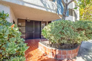 1037 N Vista, Los Angeles, CA 90046 - Photo 42
