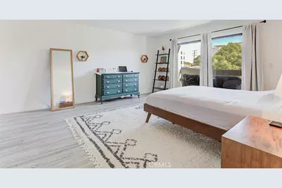 1037 N Vista, Los Angeles, CA 90046 - Photo 24