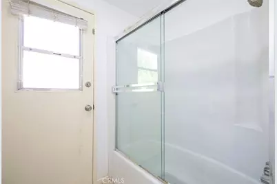 18119 Calvert Street, Tarzana, CA 91335 - Photo 20