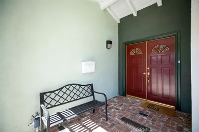 18119 Calvert Street, Tarzana, CA 91335 - Photo 4