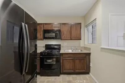 11150 Glenoaks #307, Pacoima, CA 91331 - Photo 10