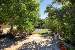 1914 Lyans Dr, La Canada Flintridge, CA 91011 - Photo 24