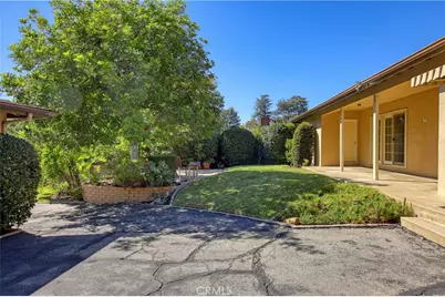 1914 Lyans Drive, La Canada Flintridge, CA 91011 - Photo 20