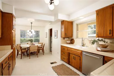 1914 Lyans Drive, La Canada Flintridge, CA 91011 - Photo 10