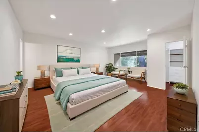 9745 Via Roma, Burbank, CA 91504 - Photo 10