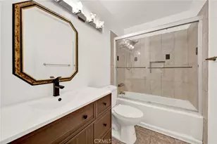 9745 Via Roma, Burbank, CA 91504 - Photo 12