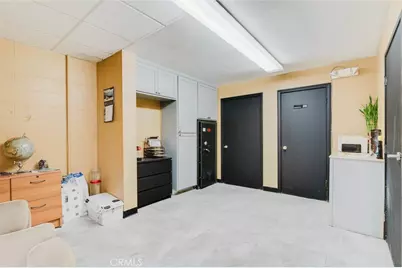 18348 Eddy Street, Northridge, CA 91325 - Photo 12