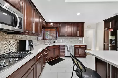 1256 Irving Avenue, Glendale, CA 91201 - Photo 22
