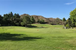 19364 Ave Of The Oaks, Newhall, CA 91321 - Photo 26