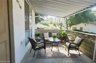 19364 Ave Of The Oaks, Newhall, CA 91321 - Photo 2