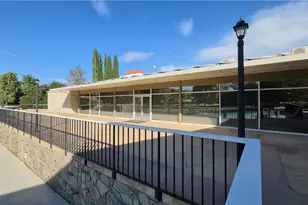19364 Ave Of The Oaks, Newhall, CA 91321 - Photo 18