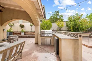 15660 Walt Ct, Canyon Country, CA 91387 - Photo 46