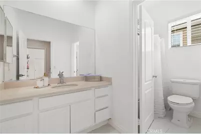 15660 Walt Court, Canyon Country, CA 91387 - Photo 34