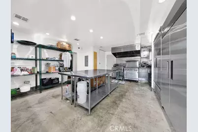 6045 Vineland Avenue, North Hollywood, CA 91606 - Photo 16
