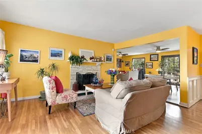 8001 Ellenbogen, Sunland, CA 91040 - Photo 6