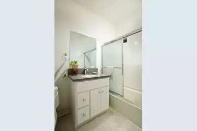 1547 S Wilton, Los Angeles, CA 90019 - Photo 16