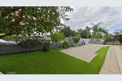 5633 Denny, North Hollywood, CA 91601 - Photo 6