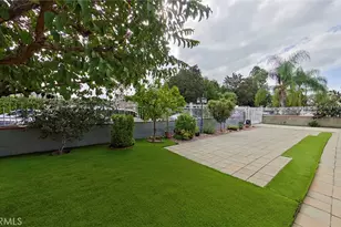 5633 Denny, North Hollywood, CA 91601 - Photo 6