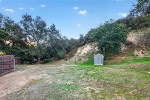 9704 Marcus Ln, Tujunga, CA 91042 - Photo 38