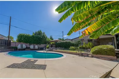 9720 Hayvenhurst, North Hills, CA 91343 - Photo 6