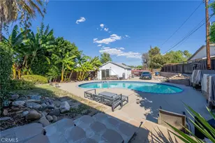 9720 Hayvenhurst, North Hills, CA 91343 - Photo 6